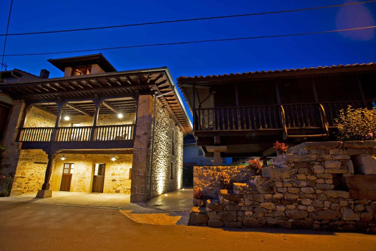 Los Campos Vivienda Vacacional Onís Екстериор снимка