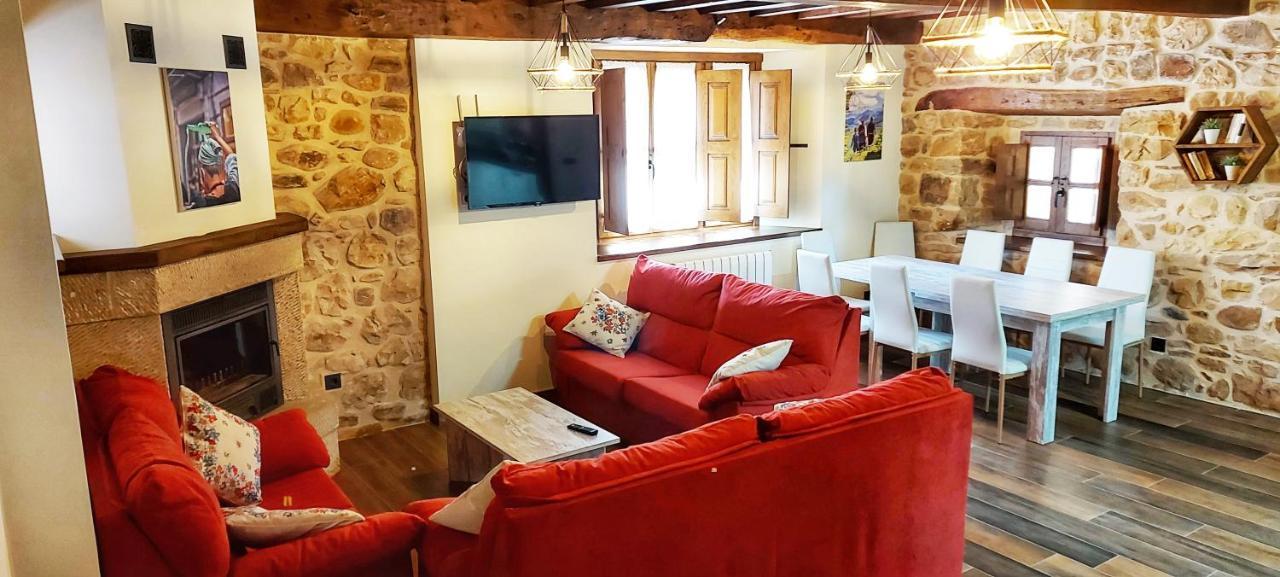 Los Campos Vivienda Vacacional Onís Екстериор снимка